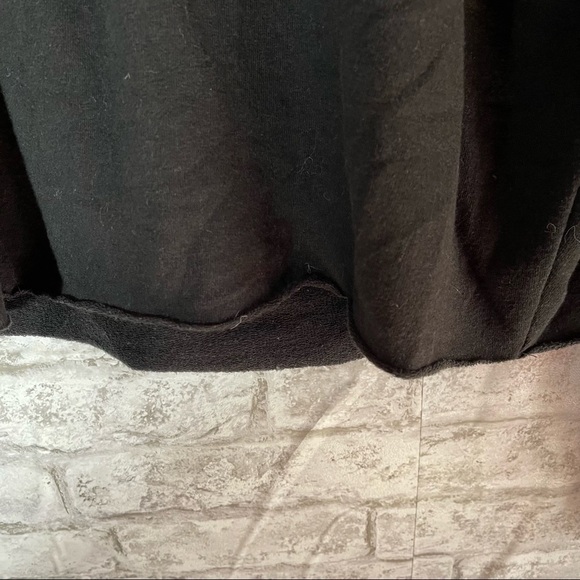 Pink VICTORIA’S SECRET Hoodie Women’s Black Crop w/ Floral Lettering - Picture 4 of 8